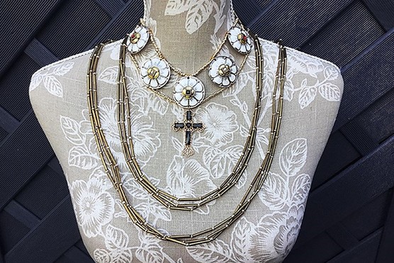 Replicas of necklaces belonging to Anne of Cleves, Henry VIII's fourth wife (Photo by Angela-Treasures For A Queen - Etsy) Replicas of necklaces belonging to Anne of Cleves, Henry VIII's fourth wife (Photo by Angela-Treasures For A Queen - Etsy)