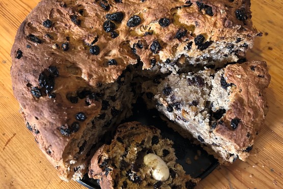 Georgian Twelfth cake. (Photo by Eleanor Barnett)