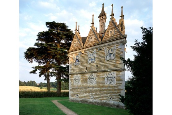 Rushton Triangular Lodge was ostensibly a warrener's lodge but the biblical references that adorn its three exterior walls tell a different story. (Photo English Heritage/Heritage Images/Getty Images)