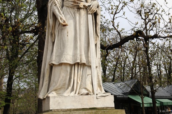 A statue of the English queen Matilda in Luxembourg Garden, Paris. (Photo by Waring Abbott/Getty Images)