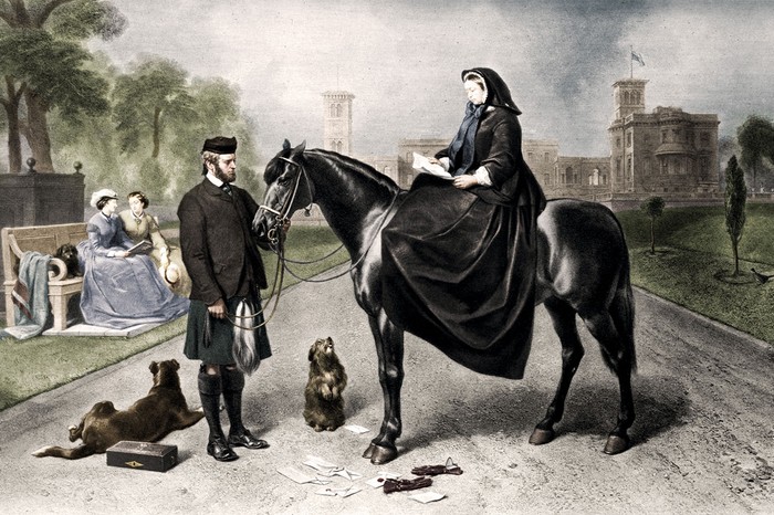 A painting shows Queen Victoria dressed all in black on top of a black horse. To the left, John Brown, dressed in black with a kilt, stands holding the horse's reign. By him, two dogs lay on the ground. On the far left, two women, dressed in blue and beige are seated on a bench. In the background, there is a large yellow manor house
