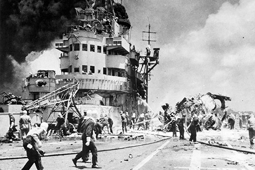 A Kamikaze pilot scores a direct hit on a US aircraft carrier in the Pacific Ocean, c1942. (Photo by Keystone/Getty Images)