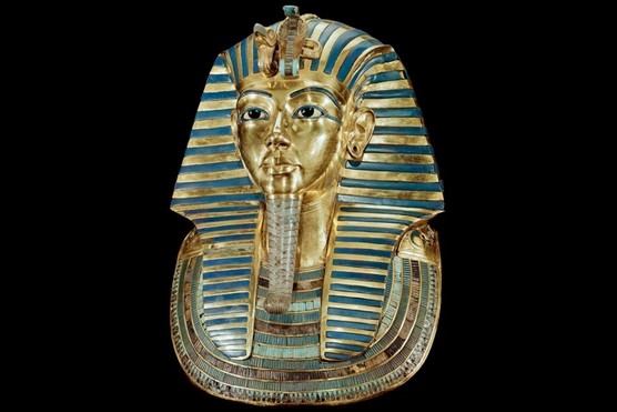 Tutankhamun’s golden funeral mask